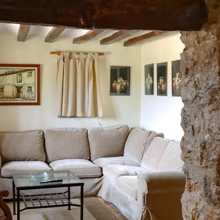 Holiday home Mas Del Carrascal Chodos